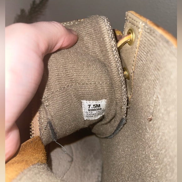 🥾 Sperry Tan + Gold Top Sider Boots, 7.5 W 🥾 - Picture 6 of 6